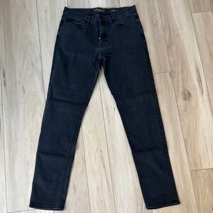 Banana Republic Black traveler Jeans tapered fit